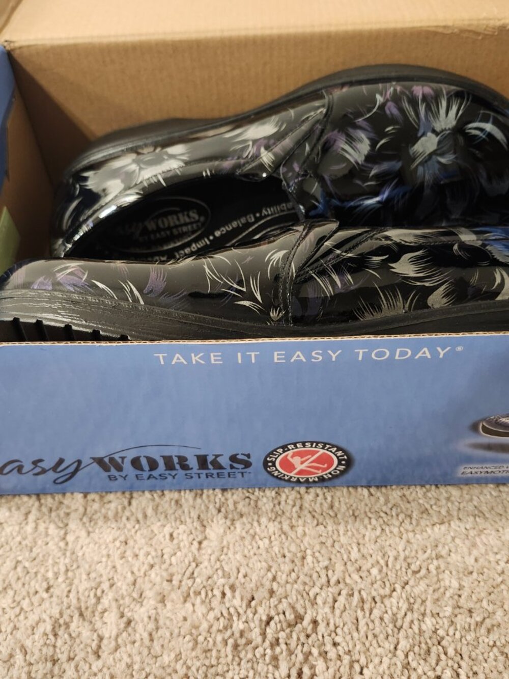 NIB size 9.5 Easy Street Easy Works Women's Tiffany Clogs blacl/silver/blue